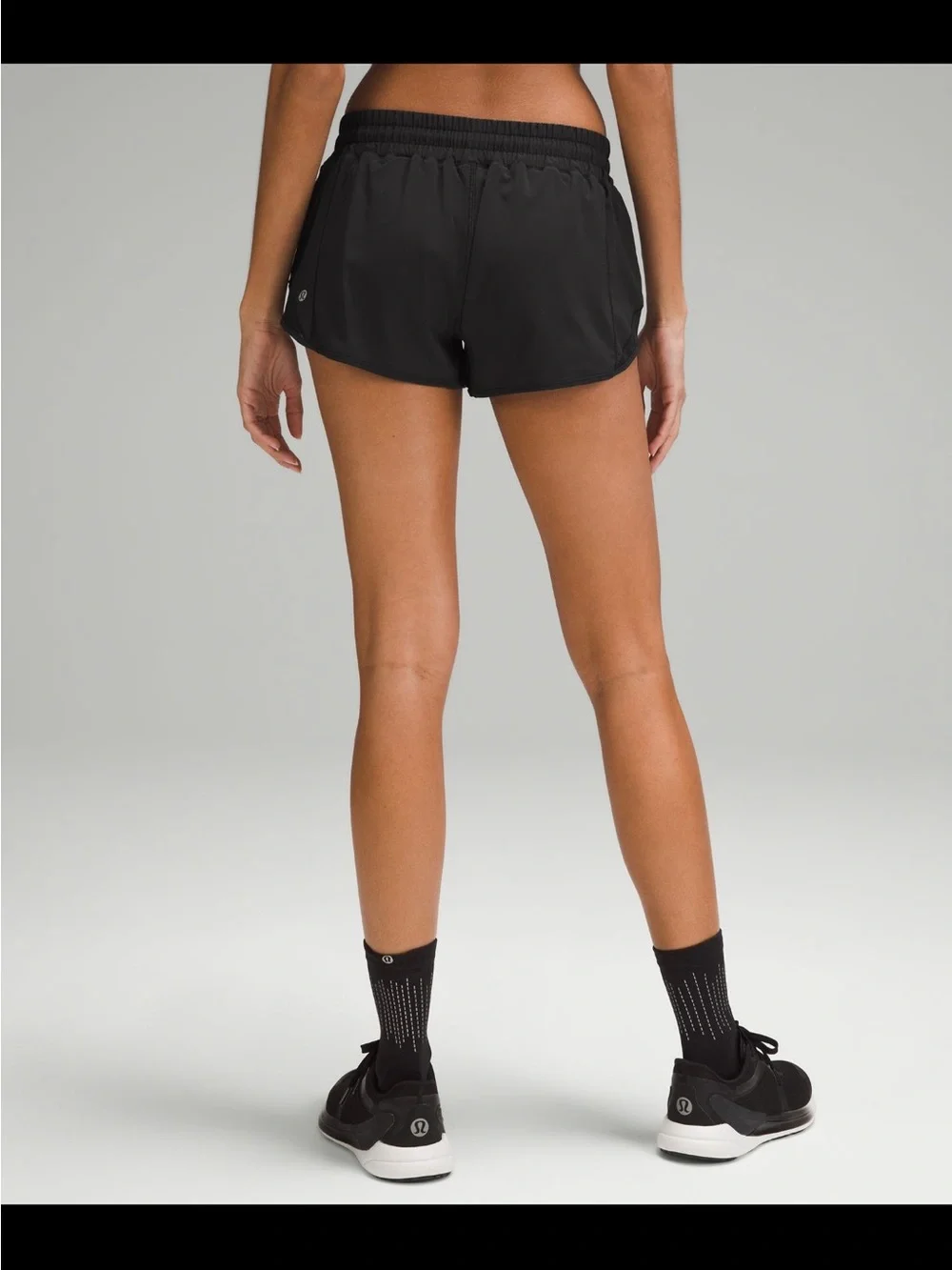 Lululemon Hotty Hot Low-Rise Lined Short 2.5” in Black